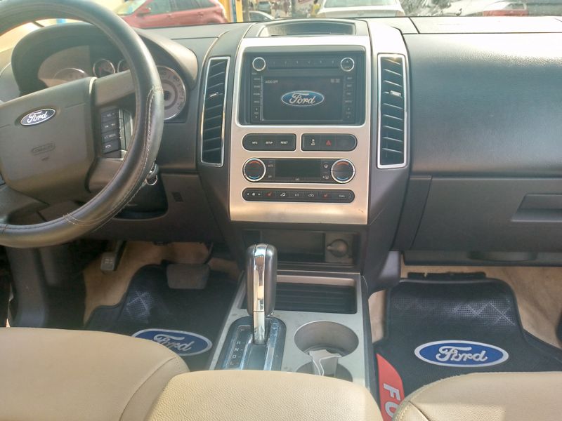 Thumbnail 8 of 2008 Ford Edge LE